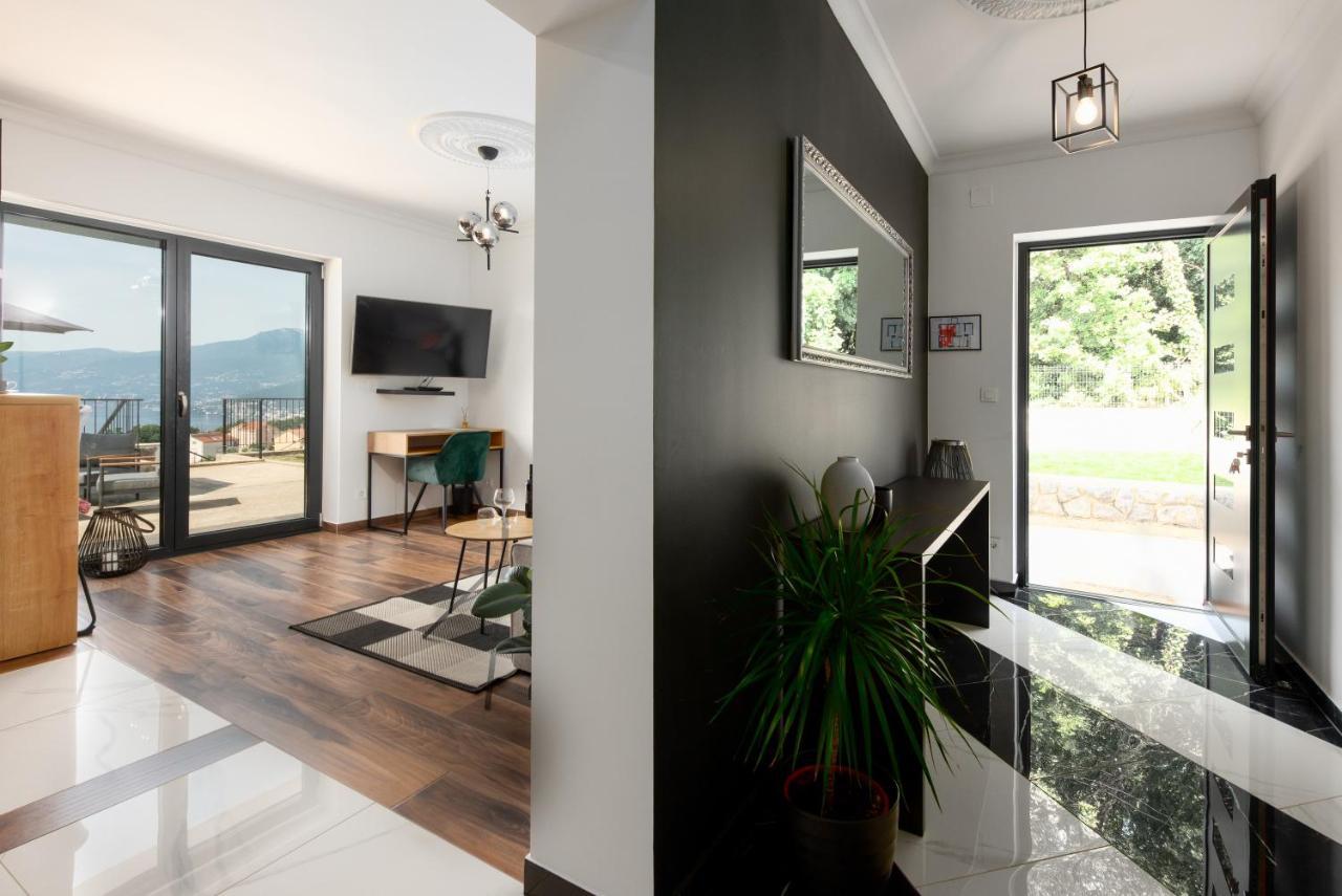 Apartments Alba Chiara Кастав Экстерьер фото