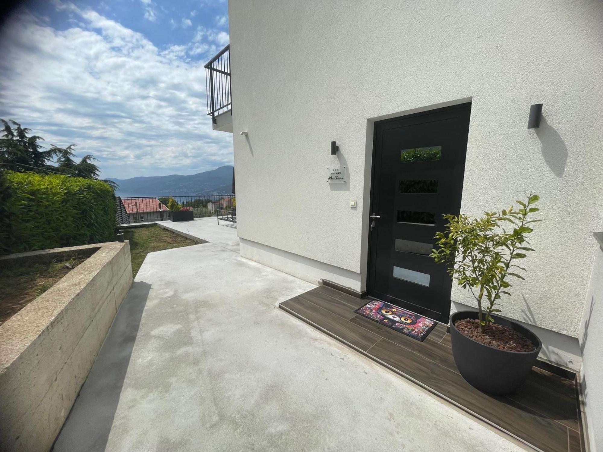 Apartments Alba Chiara Кастав Экстерьер фото