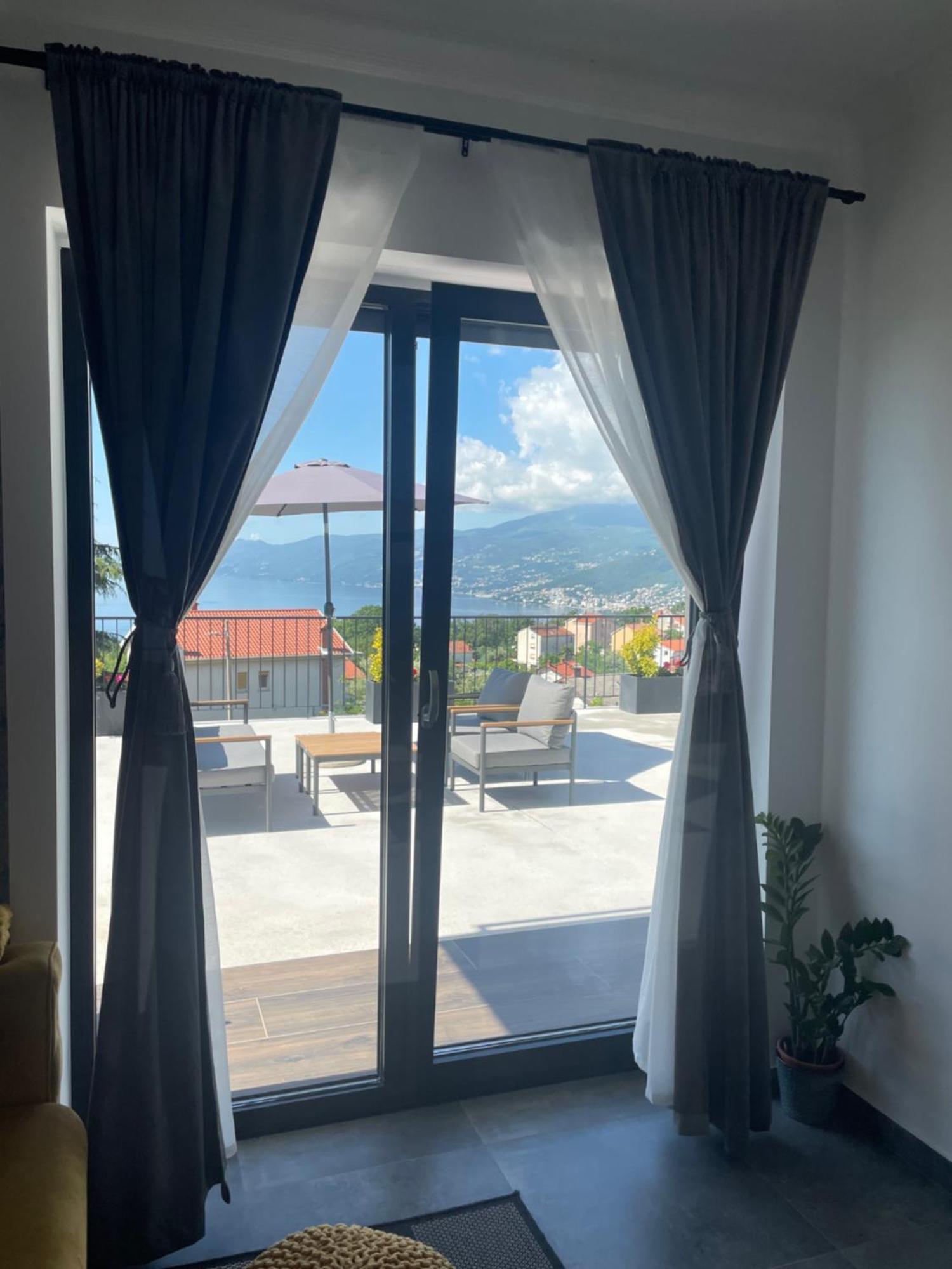 Apartments Alba Chiara Кастав Экстерьер фото